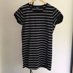 Lulu's Dresses - T-shirt dress Lulu's Dresses - T-shirt dress